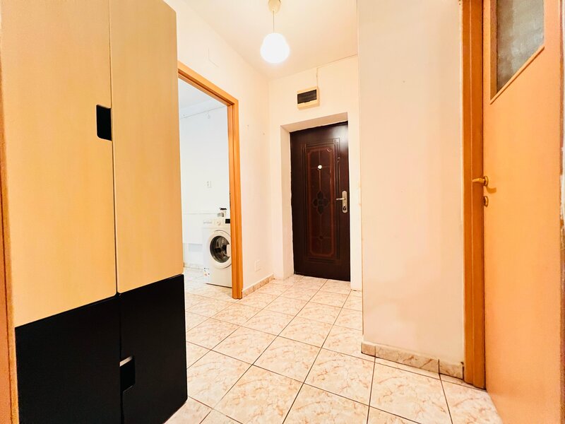 Garsoniera Drumul Taberei - Parc ANL Brancusi, metrou Valea Ialomitei